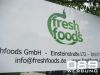 Freshfood Firmenschild im Folienplot Einzelbuchstaben auf Aluverbund, von 089Werbung München.